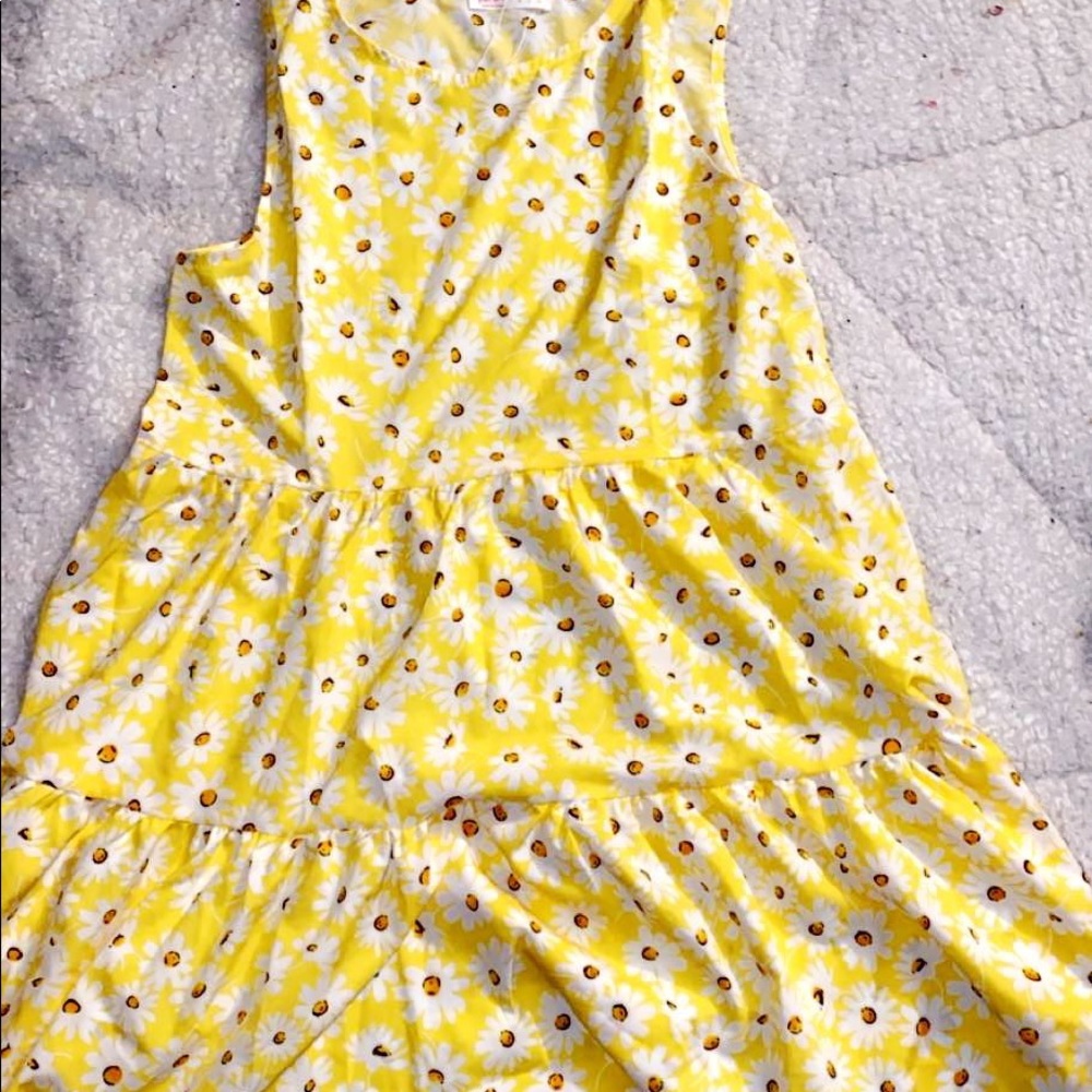 Yellow dress